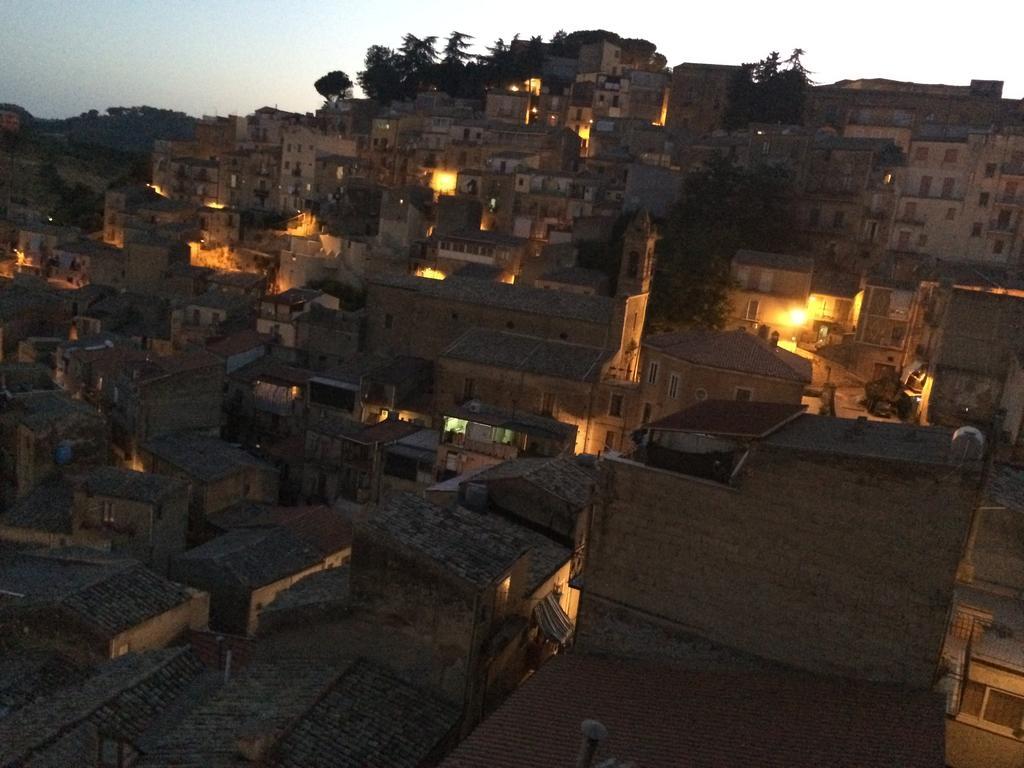 B&B Dimora Del Conte Piazza Armerina Rum bild